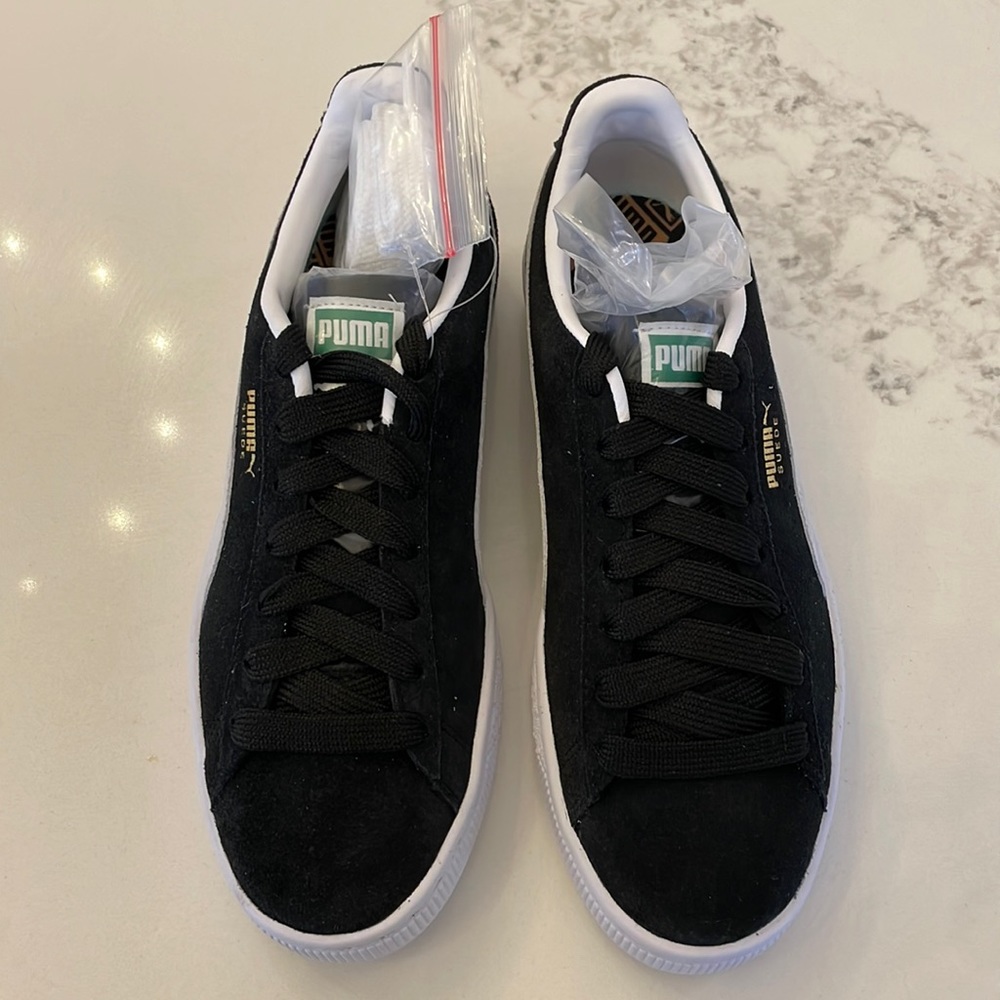 Puma Suede Size 8 Women’s Shoe